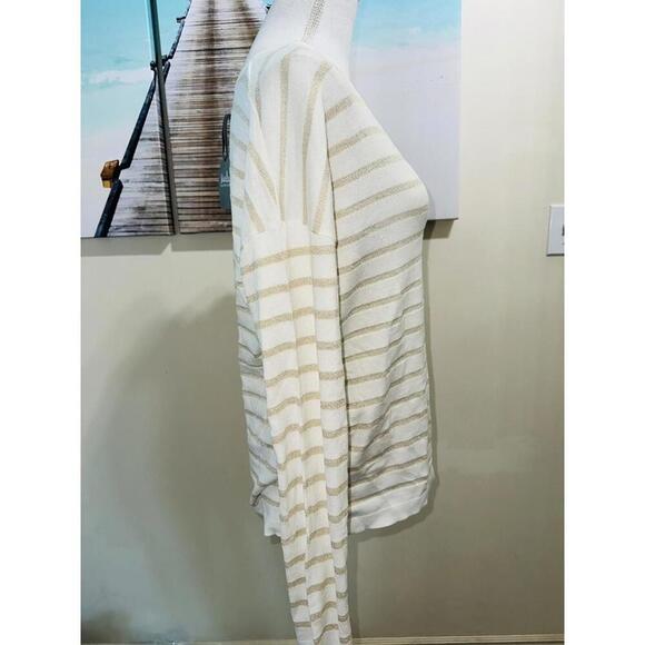 Marled Womens Sweater. Cream Color With Gold Sparkles. Size M. New - Picture 2 of 3